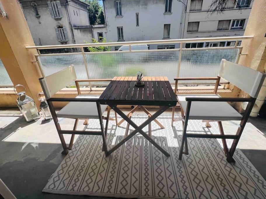 Logement A 10 Minutes A Pied De La Gare Centre Avignone Esterno foto